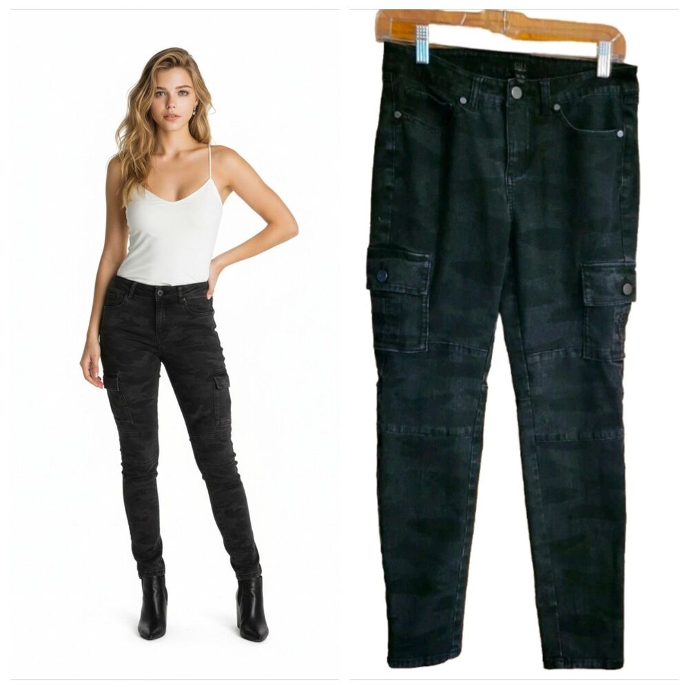 Got It Love It Womens Size 4 Black Camo Jeans Skinny Low Rise Cargo Pants
